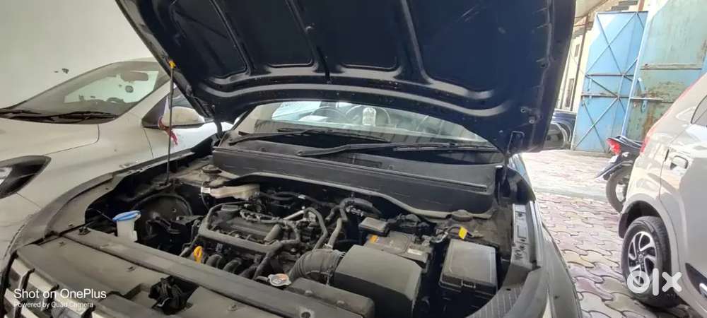 Hyundai Venue Petrol Manual 2024
