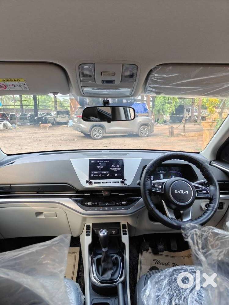 Kia Carens 1.5 Prestige 7 Str, 2024, Petrol