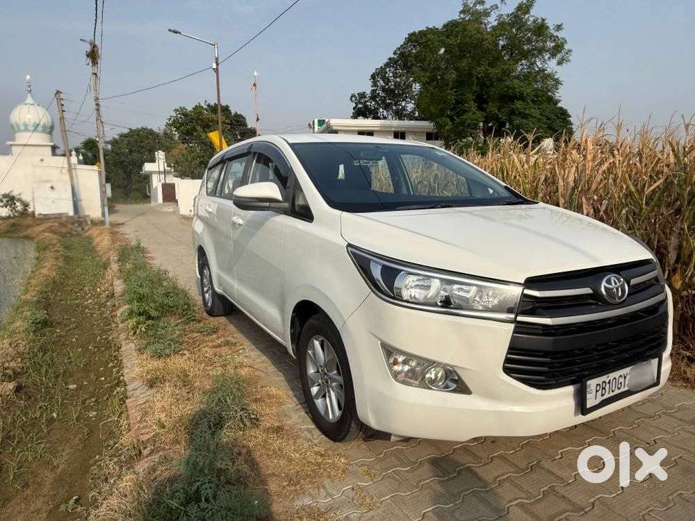 Toyota Innova Crysta 2.4 G Mt 8s, 2020, Diesel