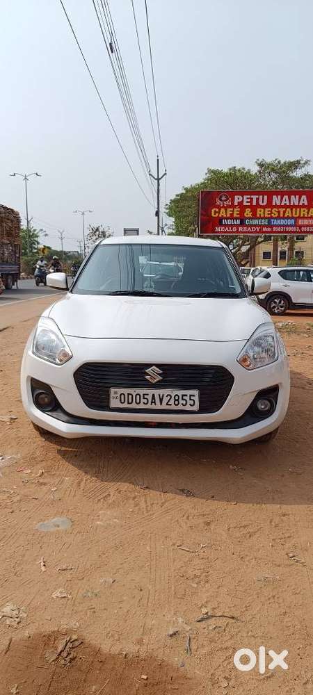 Maruti Suzuki Swift Vxi + Manual, 2020, Petrol