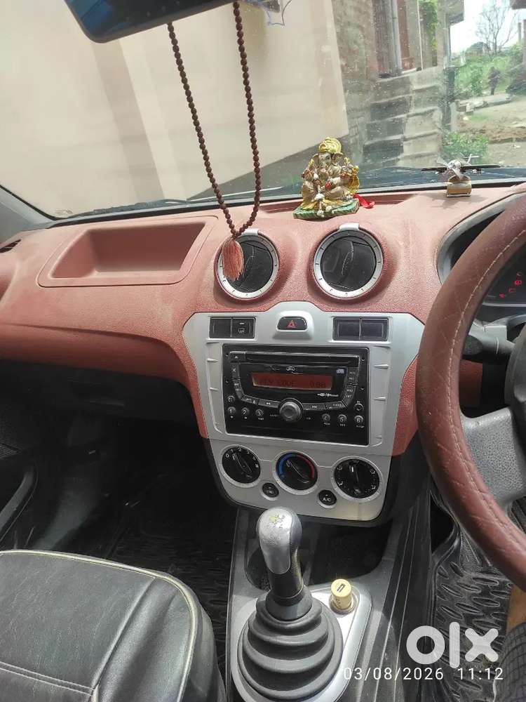 Ford Figo Diesel Zxi 2011