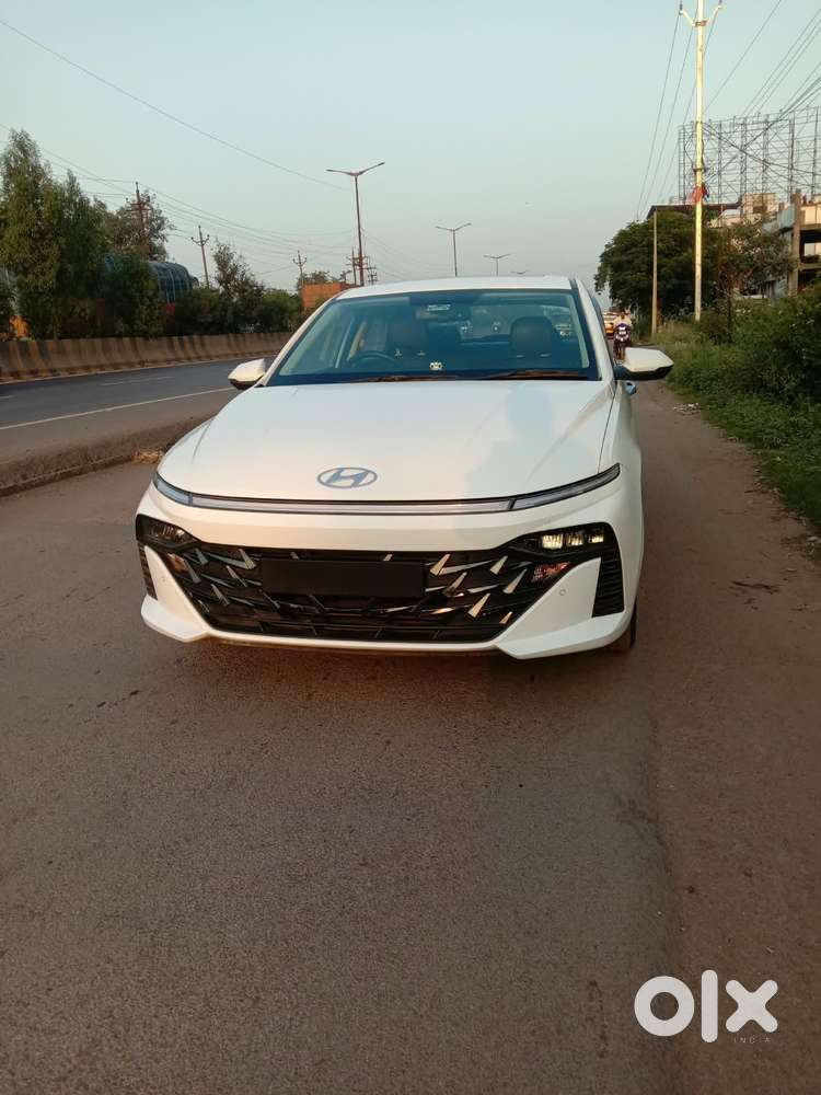 Hyundai Verna 1.5 Mpi Mt Sx (o), 2024, Petrol
