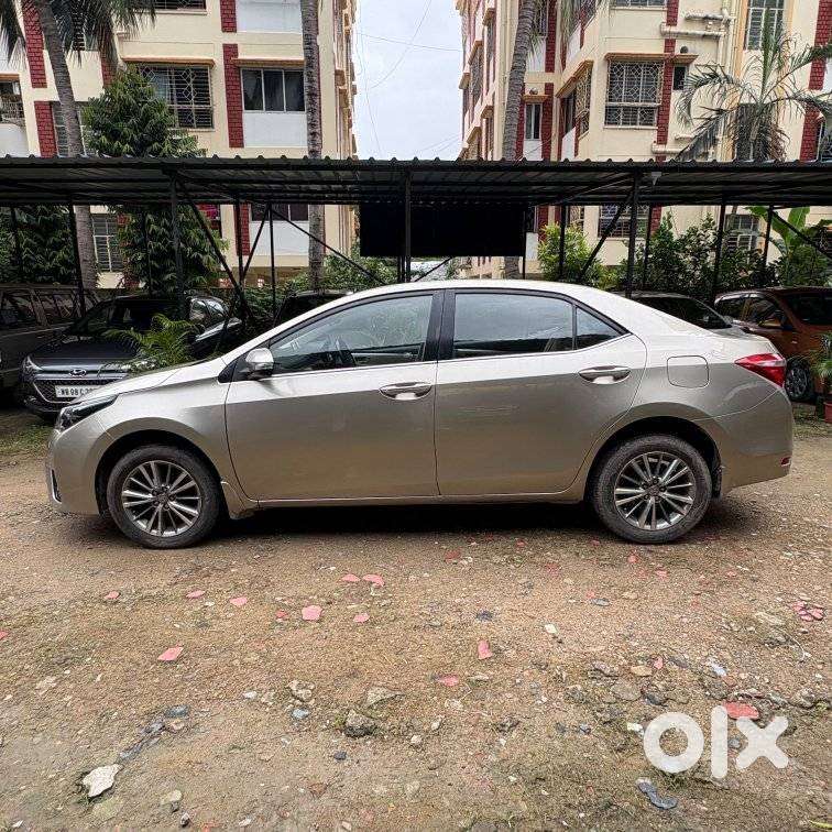 Toyota Corolla Altis 1.8 Gl, 2016, Petrol