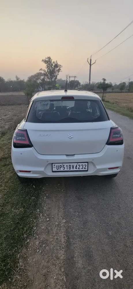 Maruti Suzuki Swift 2025 Petrol 37000 Km Driven