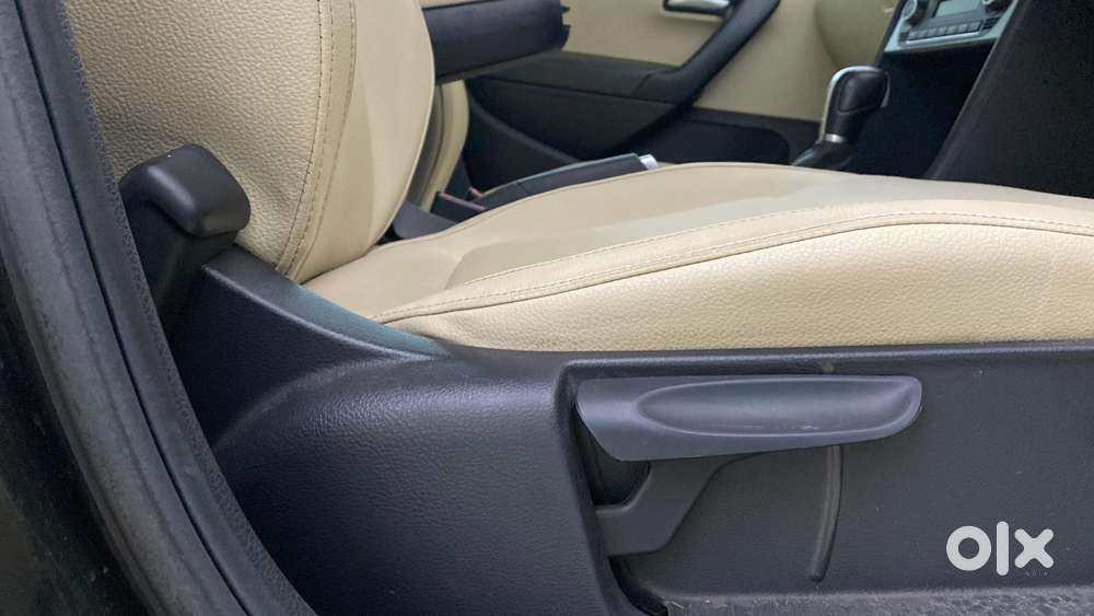 Volkswagen Vento 1.0 Highline Plus At, 2021, Petrol