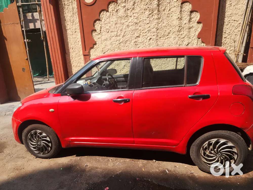 Maruti Suzuki Swift 2006 Petrol 85000 Km Driven