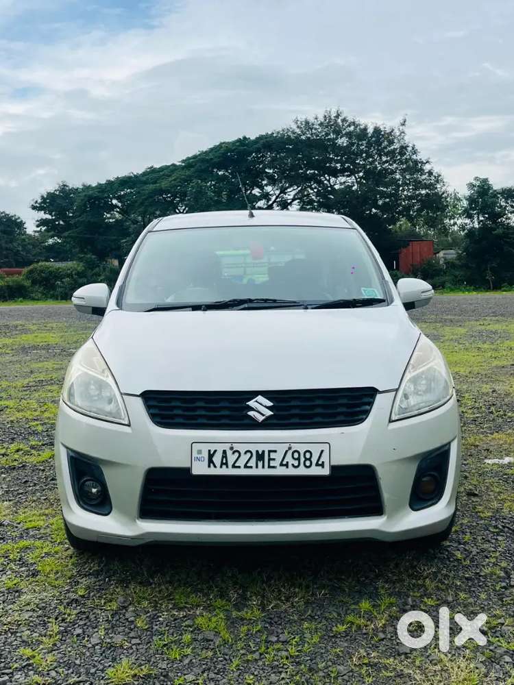 Ertiga Vdi 2013 Dec/ Wagonr Vxi 2015