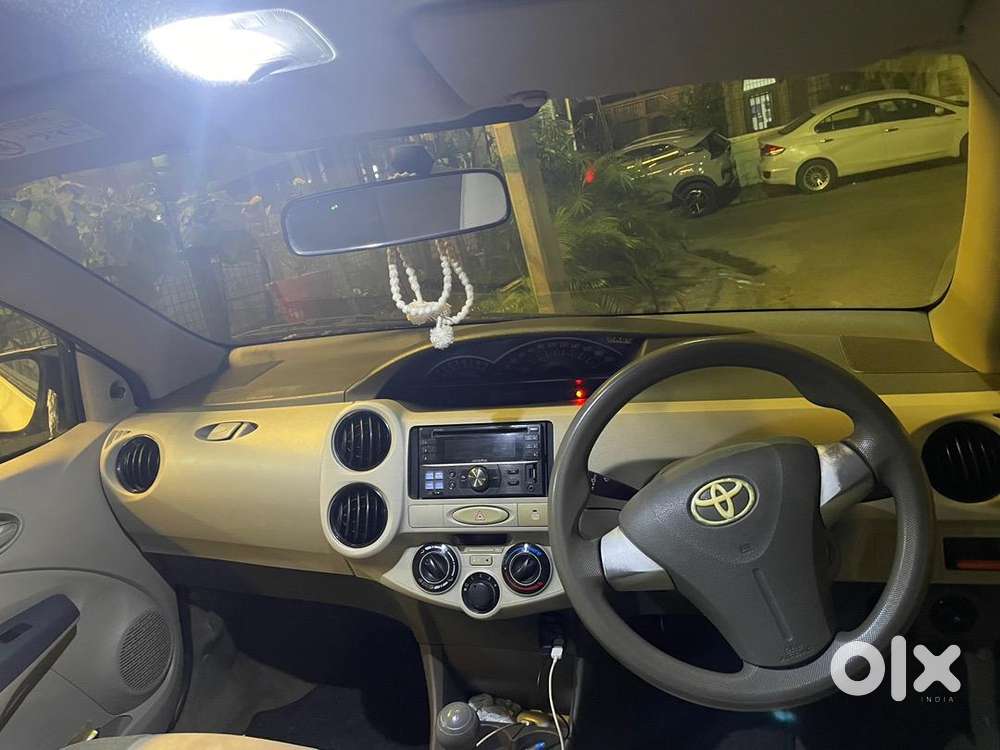 Toyota Etios Liva 2016