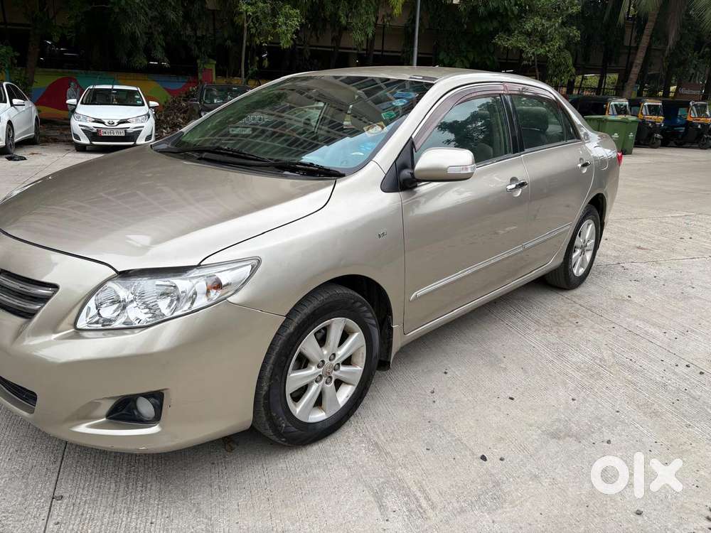 Toyota Corolla Altis G, 2011, Petrol