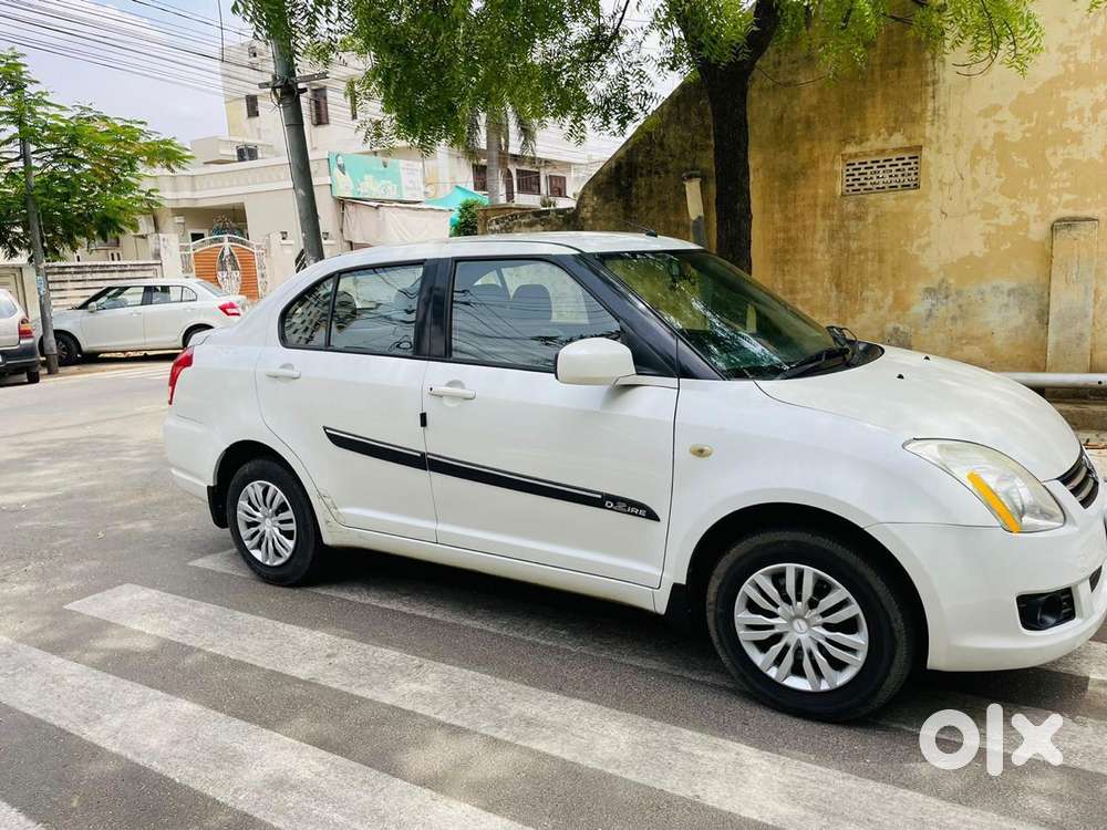 Maruti Suzuki Dzire Ags Zdi Plus, 2011, Diesel
