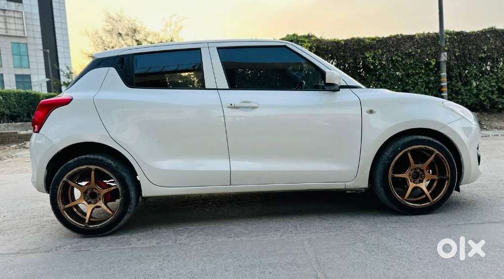 Maruti Suzuki Swift, 2021, Petrol