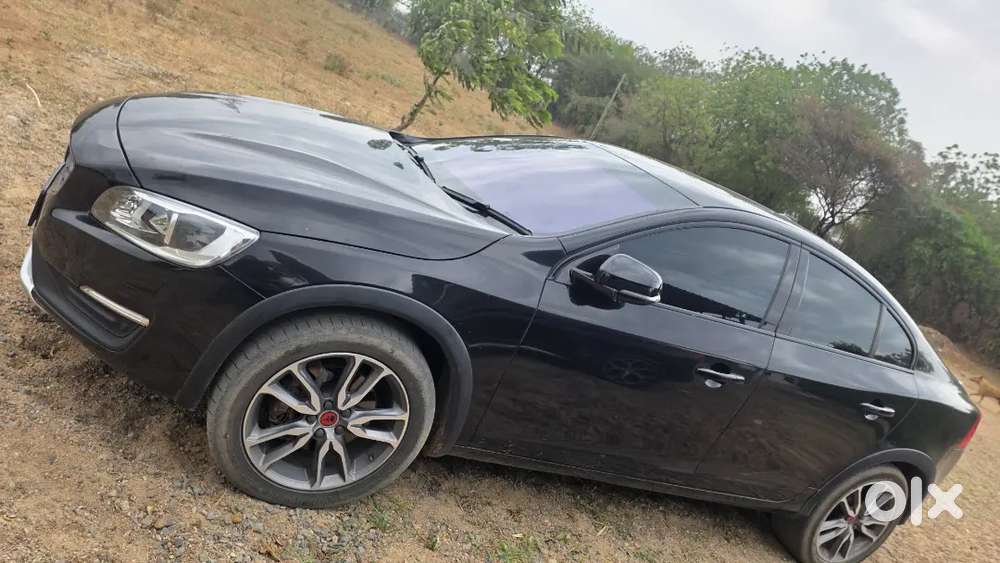 Volvo S60 Cross Country 2017 Diesel 56000 Km Driven