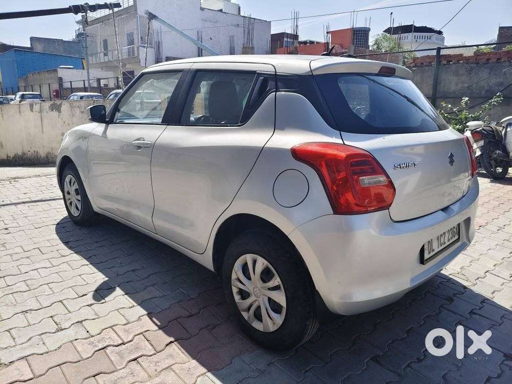 Maruti Suzuki Swift Vxi + Manual, 2018, Petrol