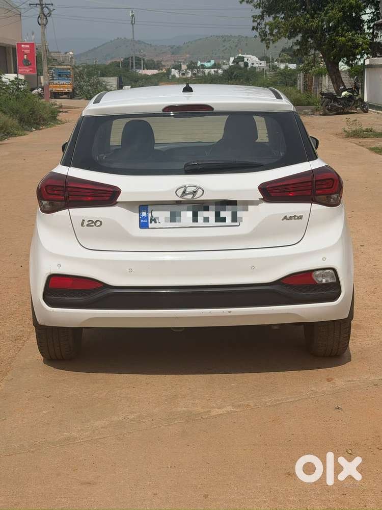 Hyundai I20 Asta (o) 1.2 Ivt, 2019, Petrol