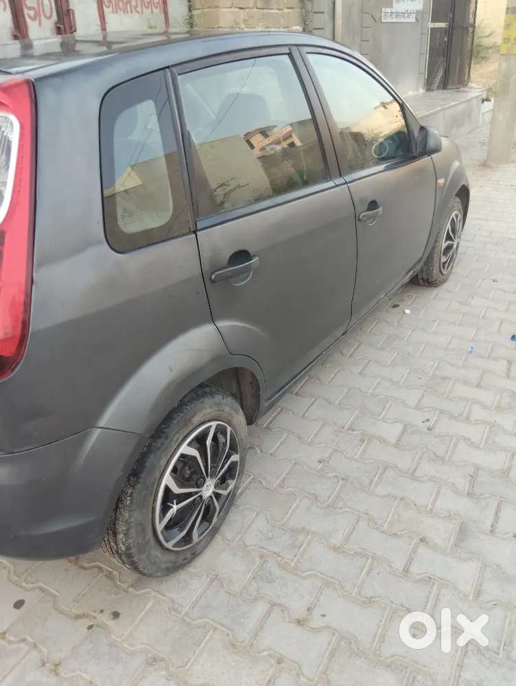 Ford Figo 2010