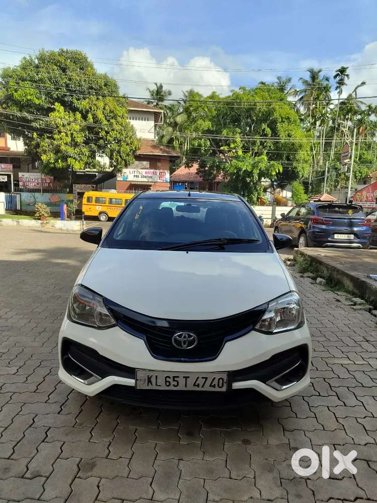 Toyota Etios Liva 2015 Diesel 183000 Km Driven