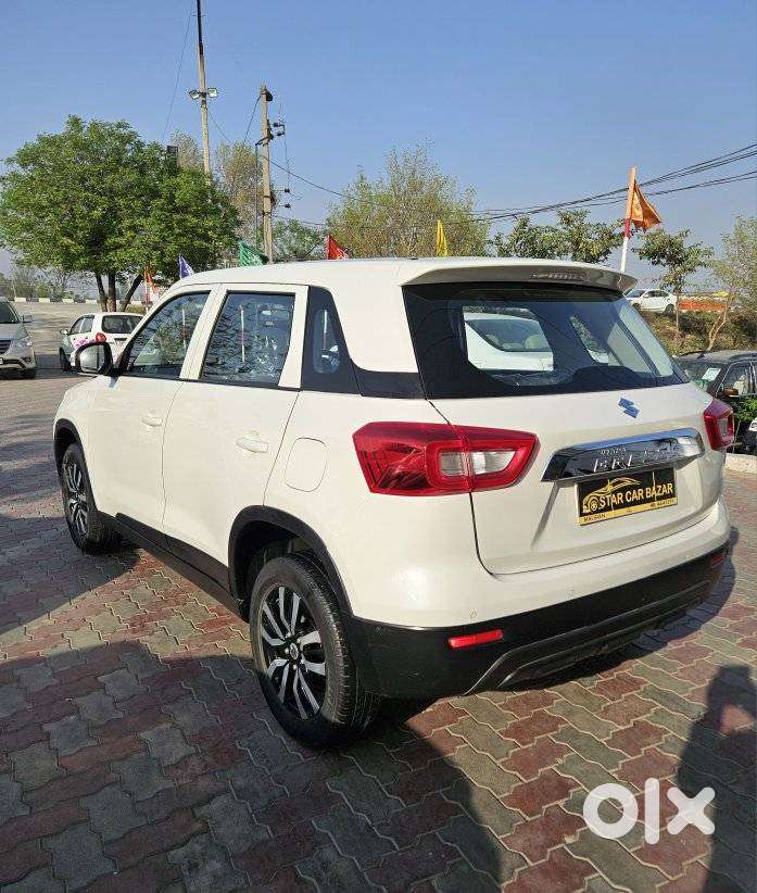Maruti Suzuki Brezza 1.5 Lxi Smart Hybrid, 2020, Petrol