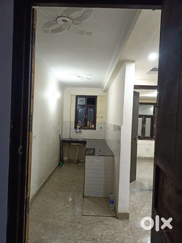 Upper Second floor,khadda colonyJaipur extension Badarpur New Delhi 44