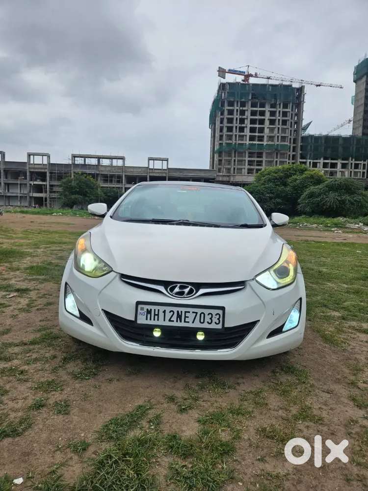 Hyundai New Elantra 2016 Diesel 161000 Km Driven