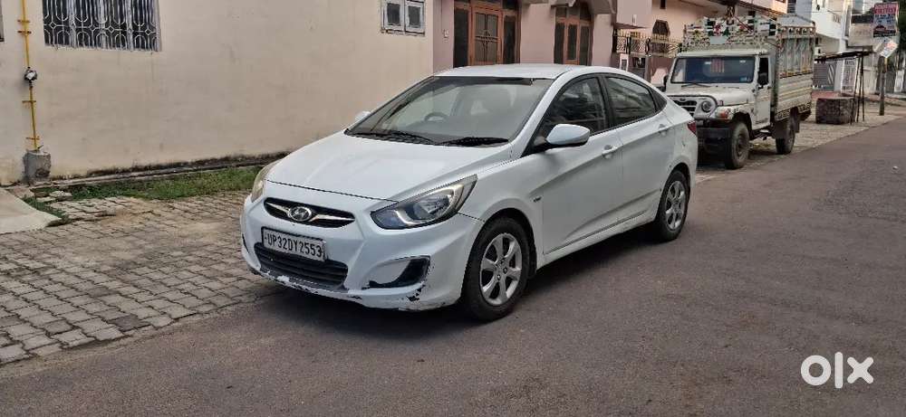 Hyundai Fluidic Verna 2011