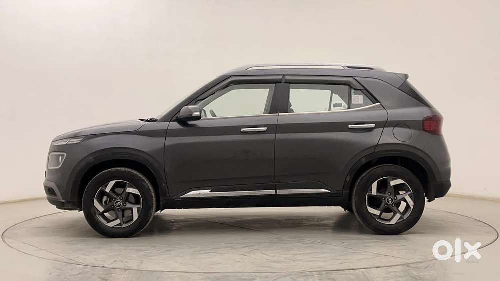 Hyundai Venue 1.0 Sx (o) Turbo Imt, 2022, Petrol