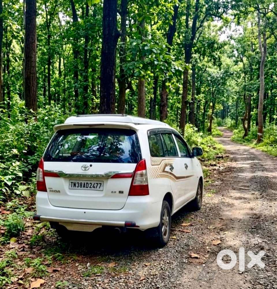 Toyota Innova 2.5 G (diesel) 8 Seater, 2005, Diesel