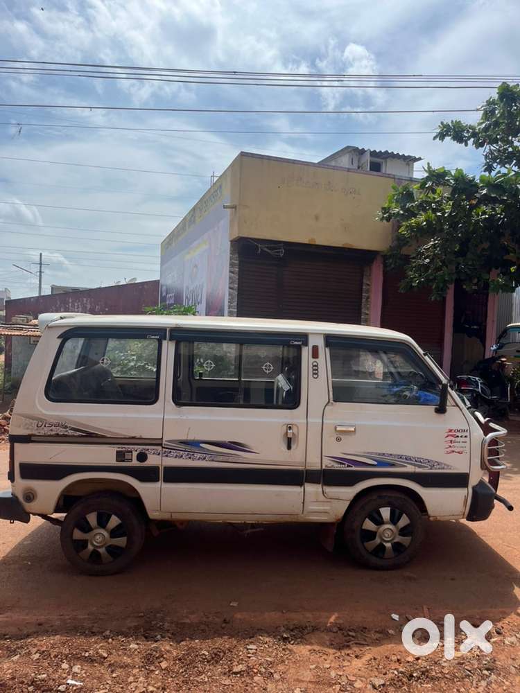 Maruti Suzuki Omni 5 2011