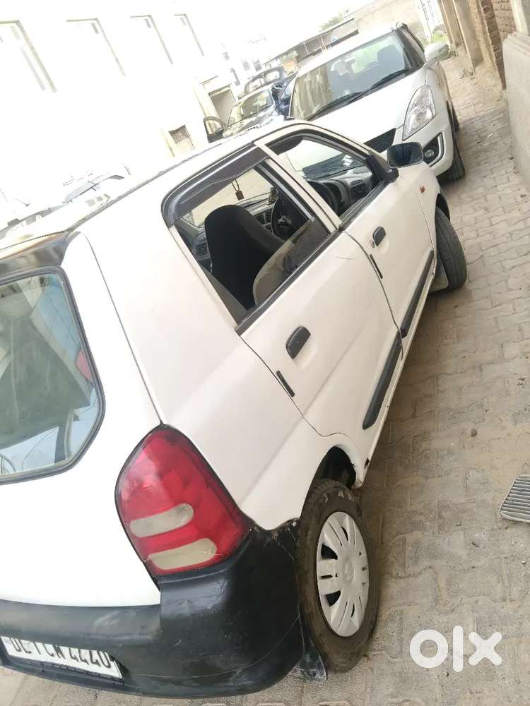 Maruti Suzuki 800 2012