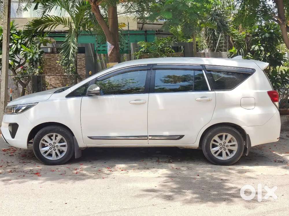 Toyota Innova Crysta 2018 Diesel Well Maintained