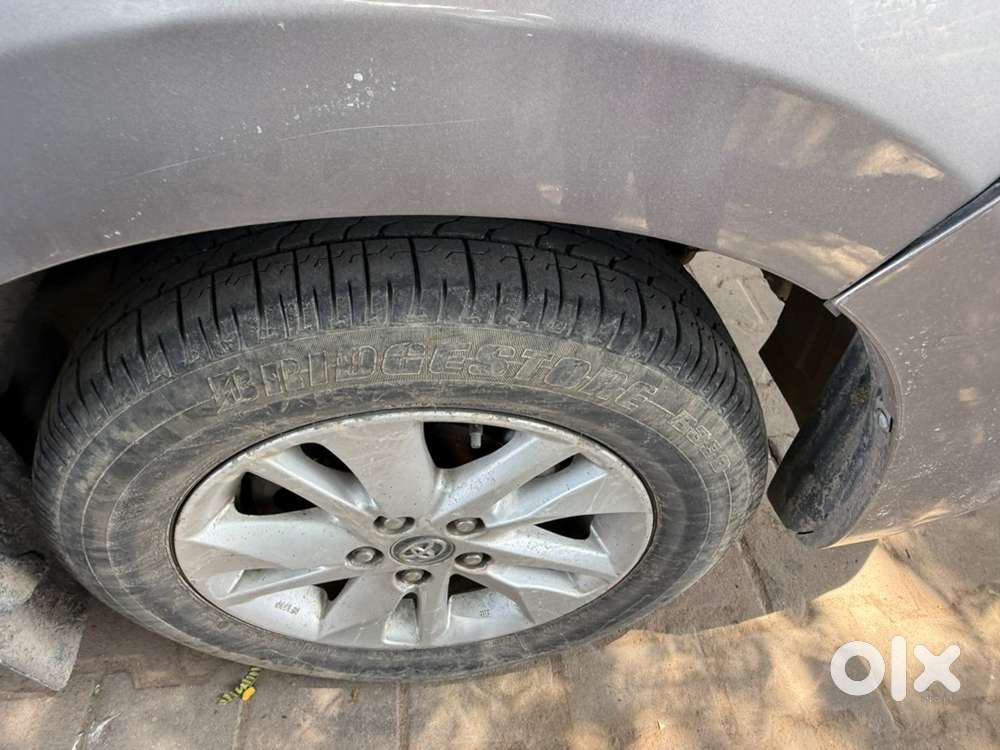 Toyota Innova Crysta G 2017