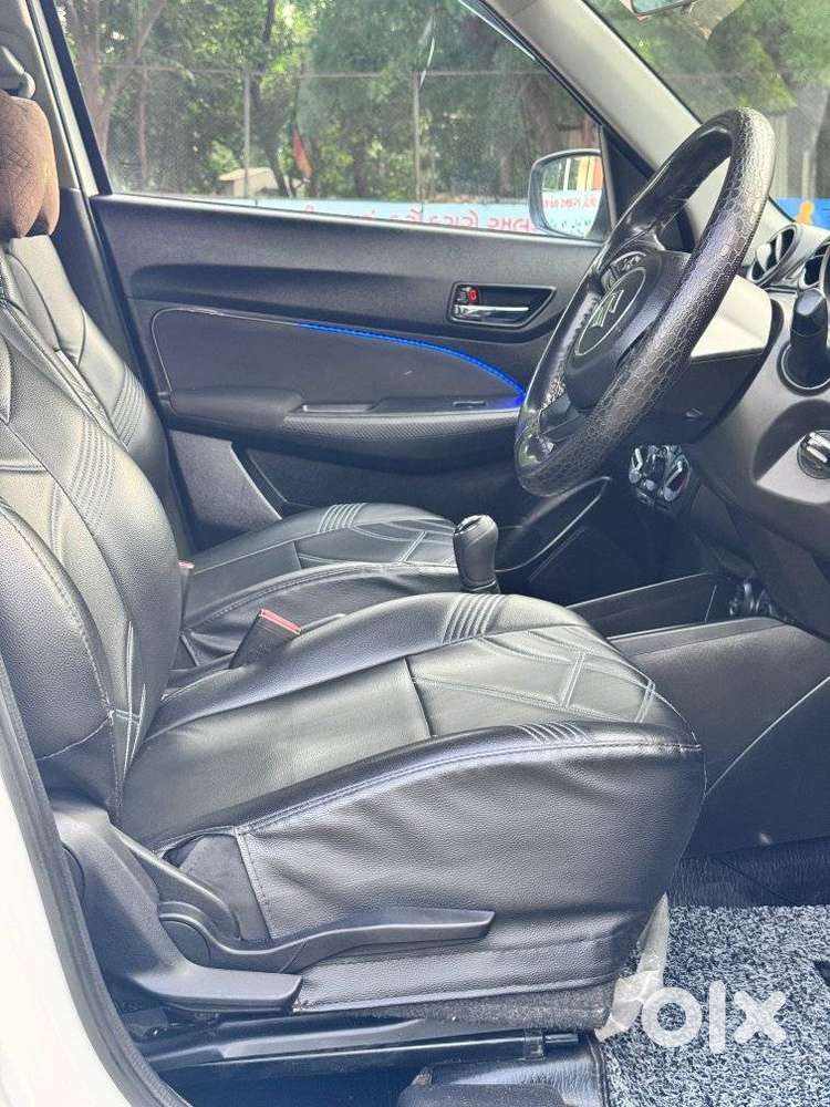 Maruti Suzuki Swift Vxi + Manual, 2022, Petrol