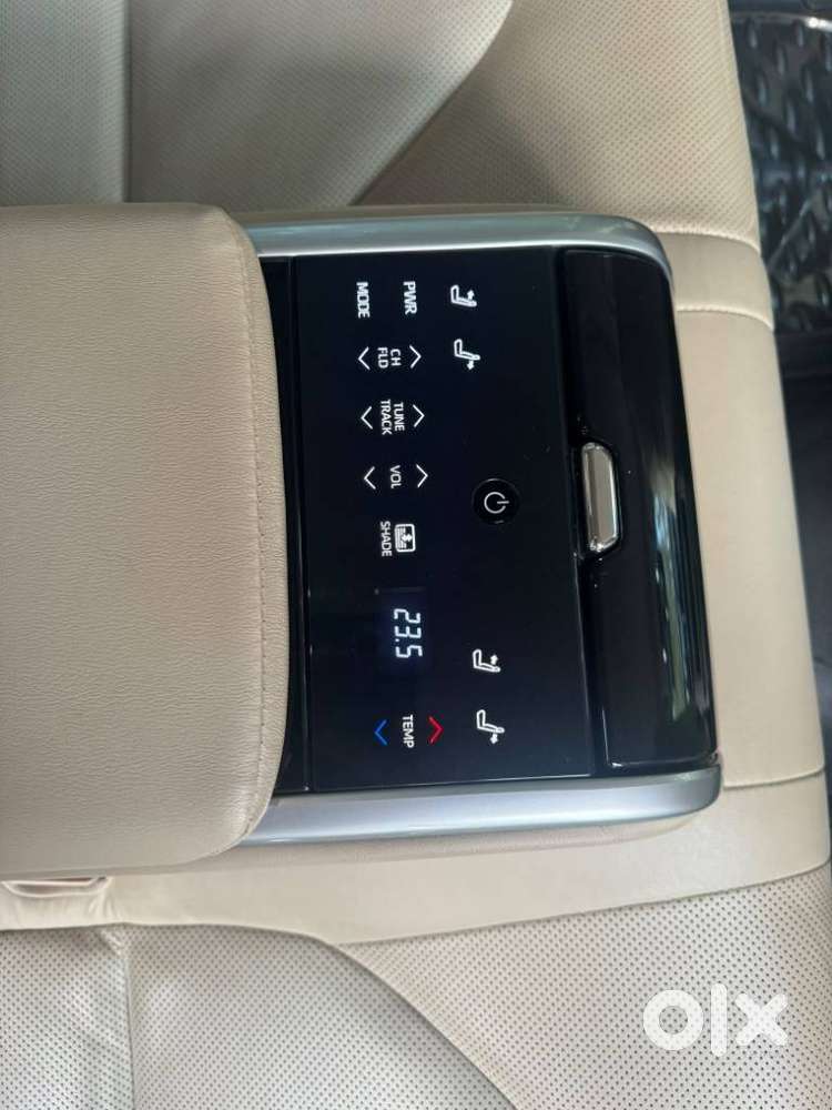 Toyota Camry Hybrid, 2021, Petrol