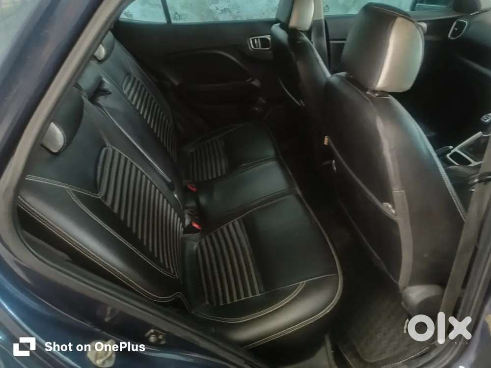 Hyundai Venue 2019 Diesel Well Maintained