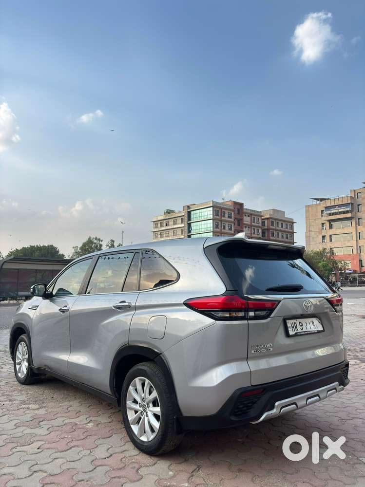 Toyota Innova Hycross 2.0 Gx 7 Str, 2025, Petrol