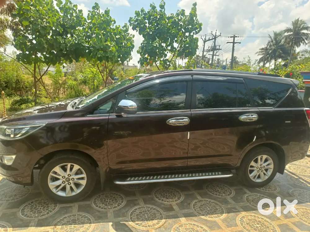 Toyota Innova Crysta 2018 Diesel 130000 Km Driven