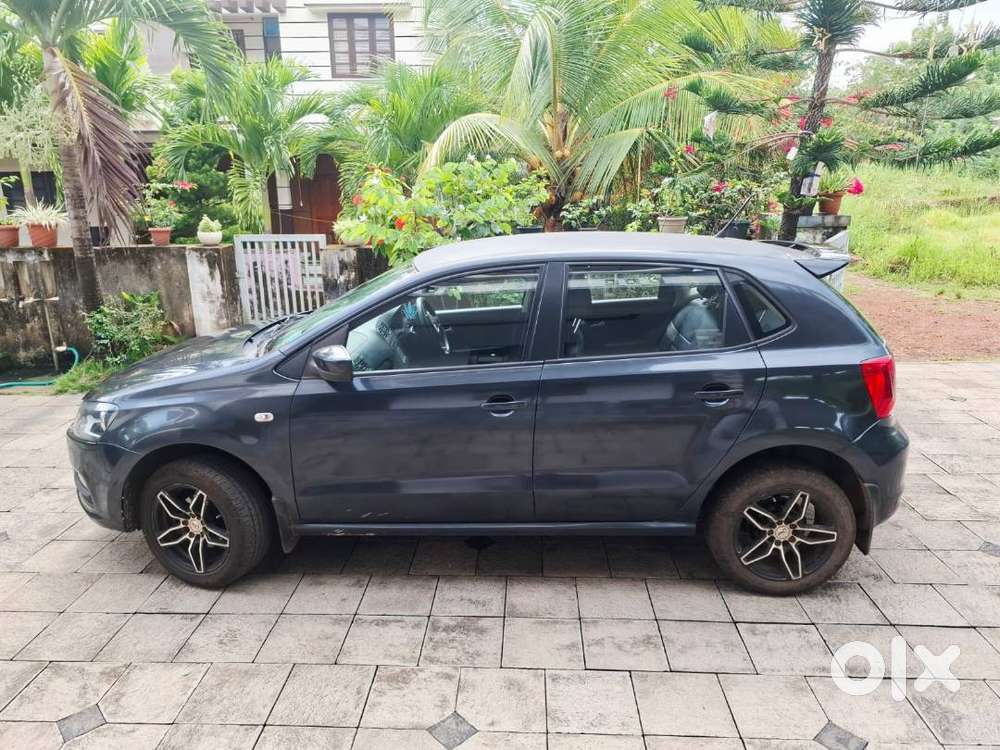 Volkswagen Polo Comfortline 2015 Petrol