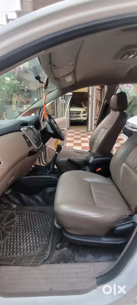 Toyota Innova 2016 Diesel 206322 Km Driven