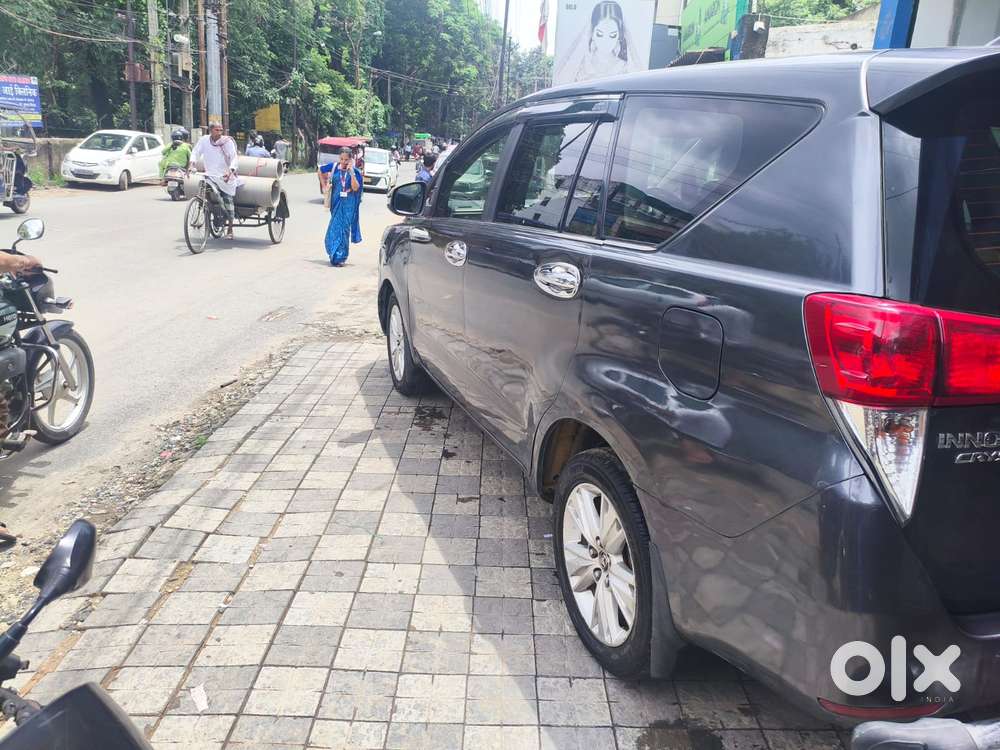 Toyota Innova Crysta 2.8 Z, 2016, Diesel