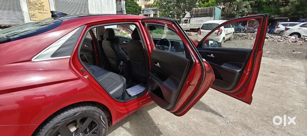 Hyundai Verna Sx (o) 2023 Top Model