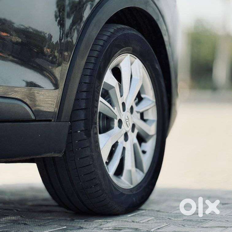 Mahindra Xuv300 W8 Diesel, 2021, Diesel