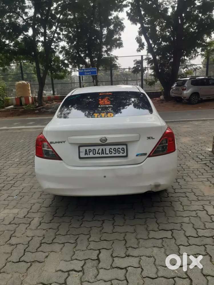 Nissan Sunny 2012 Diesel