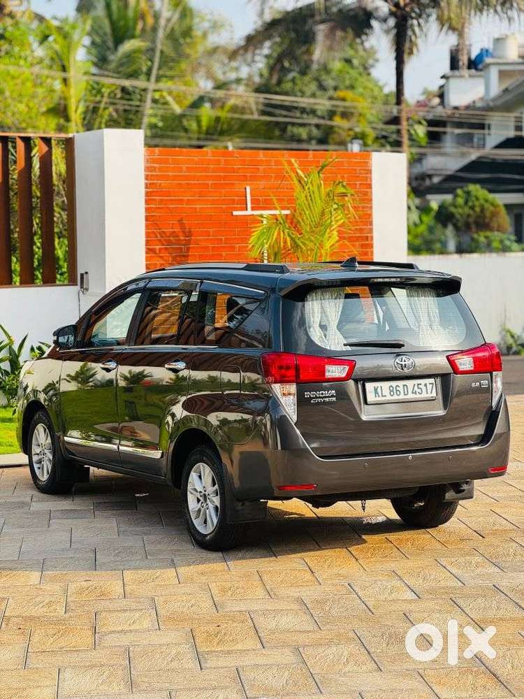 Toyota Innova Crysta, 2016, Diesel