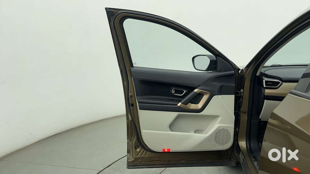 Tata Harrier 2.0 Kryotec Xz Plus Jet Edition, 2022, Diesel