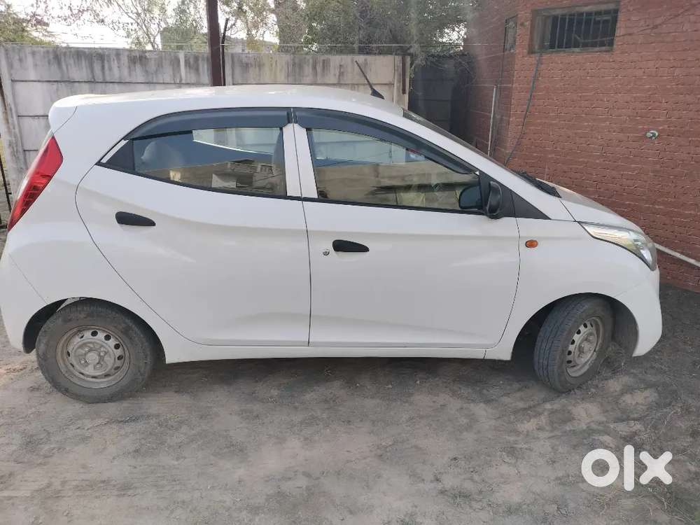 Hyundai Eon 2017 Petrol 30000 Km Driven