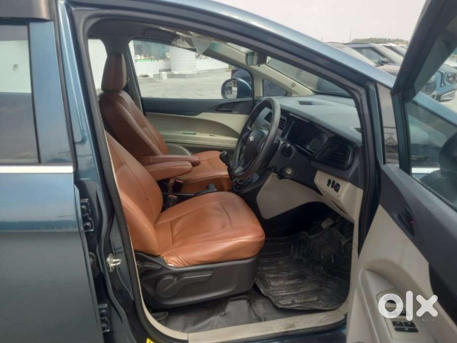 Mahindra Marazzo M4 8str, 2019, Diesel