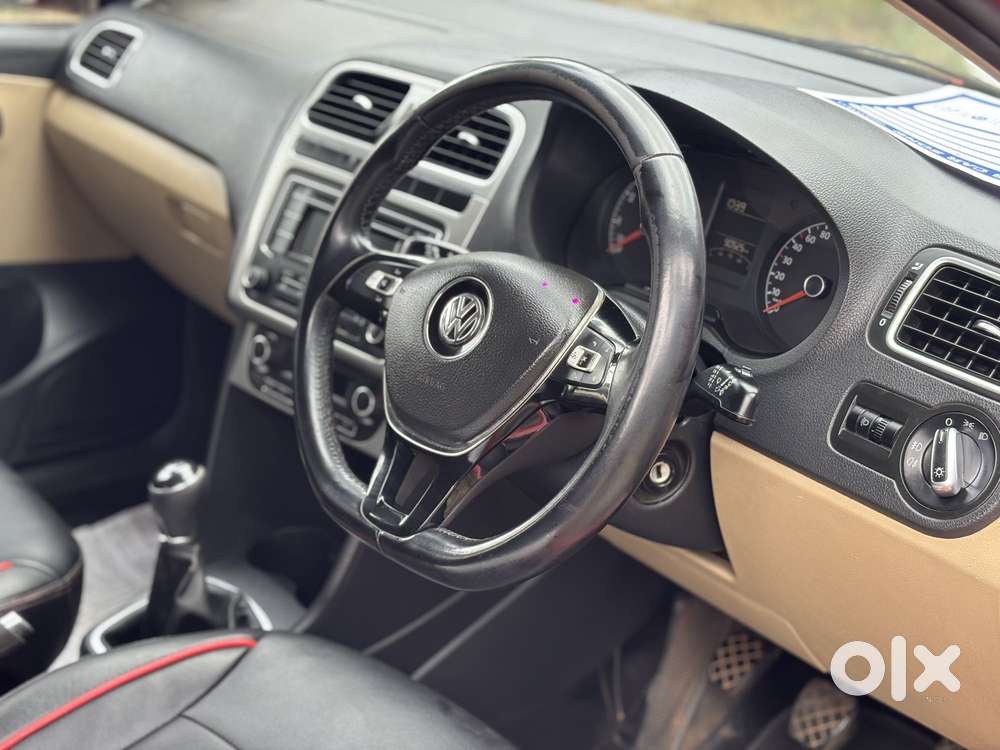 Volkswagen Polo 2009-2013 Petrol Highline 1.2l, 2015, Petrol