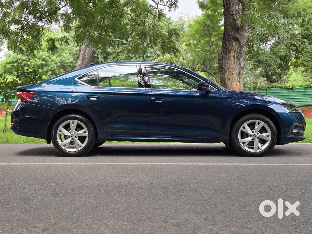 Skoda Octavia 2.0 Style Tsi At, 2022, Petrol