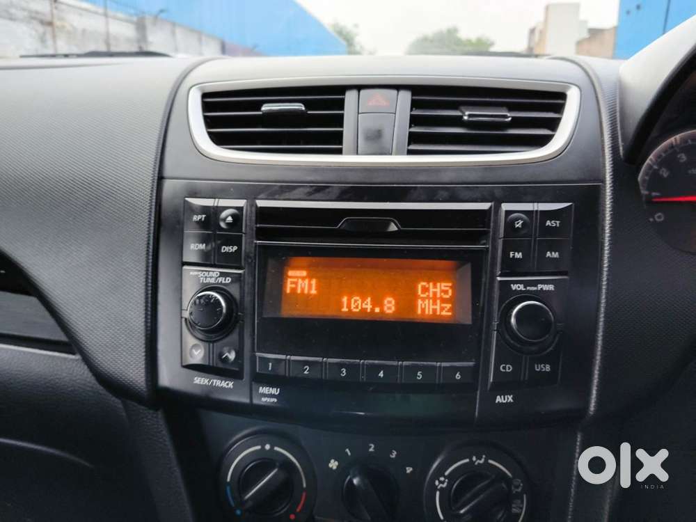Maruti Suzuki Swift Vvt Vxi, 2015, Petrol