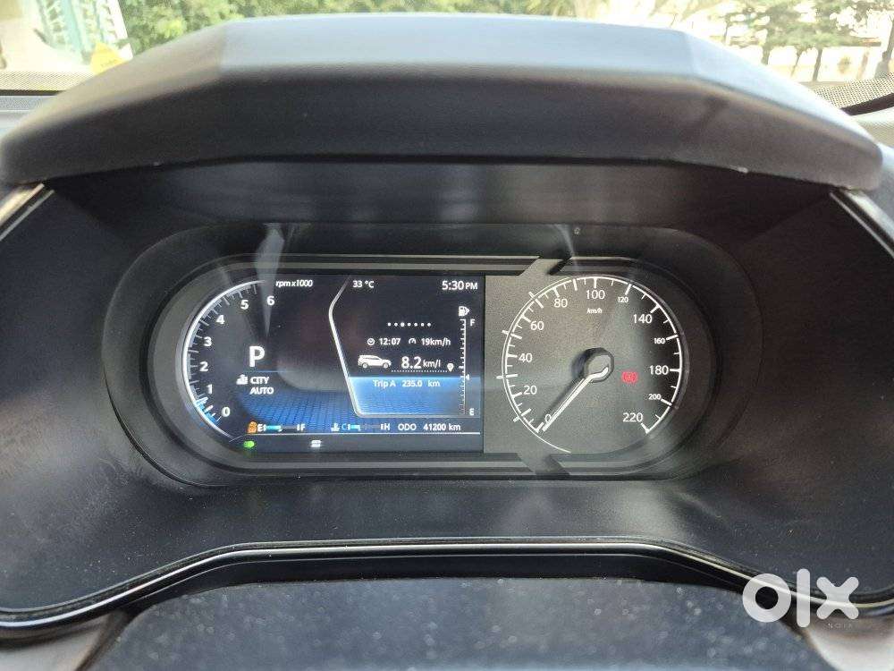 Tata Safari, 2022, Diesel