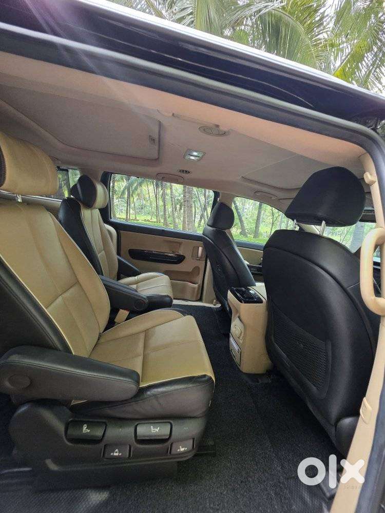 Kia Carnival Limousine Plus 7 Str, 2020, Diesel